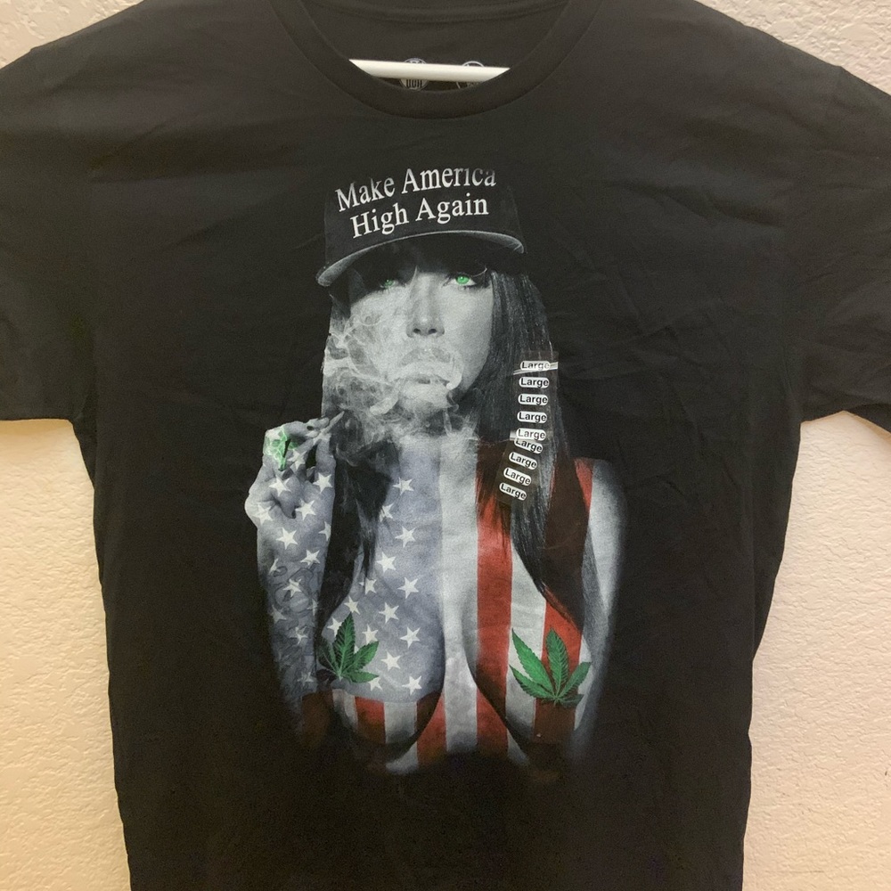 Men T-shirt black size L